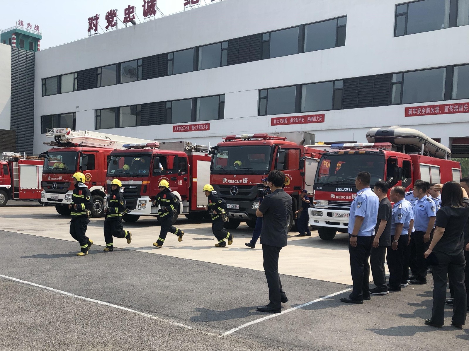 &#21315;&#20159;&#20307;&#32946;&#30331;&#24405;&#32593;&#31449;&#65288;&#20013;&#22269;&#65289;&#38598;&#22242;&#26377;&#38480;&#20844;&#21496;